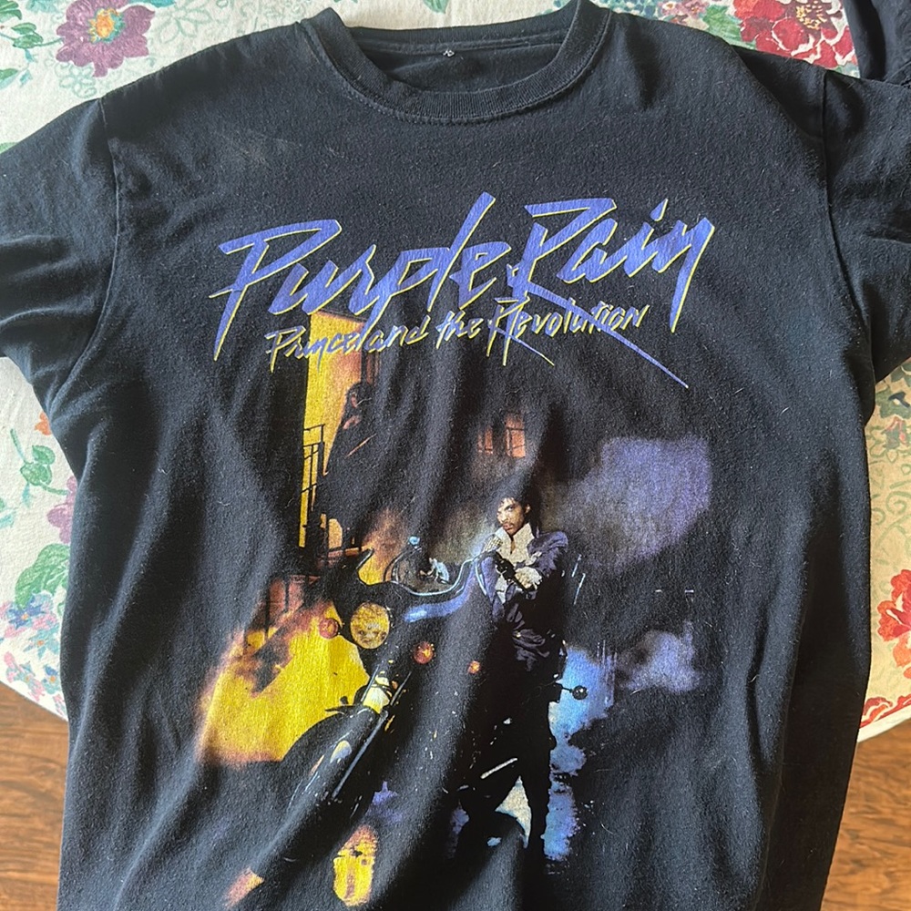 Prince Purple Rain Shirt Size M